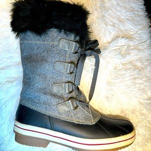 Waterproof G.H Bass & Co. Juno Boots in Grey Ladies, Size 9